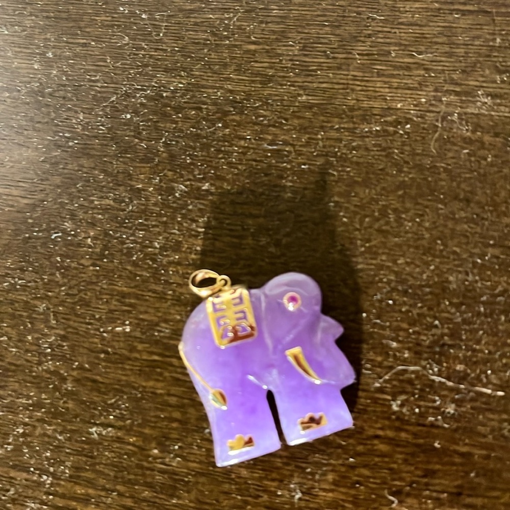 Amethyst and gold lucky elephant pendant